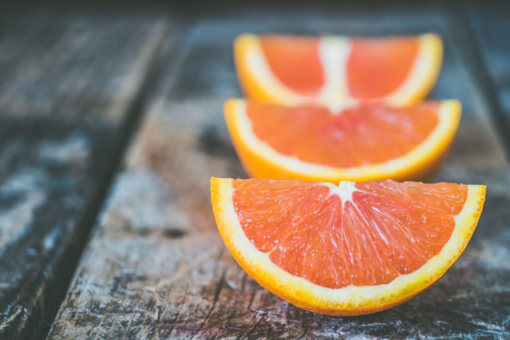 Orangenstücke